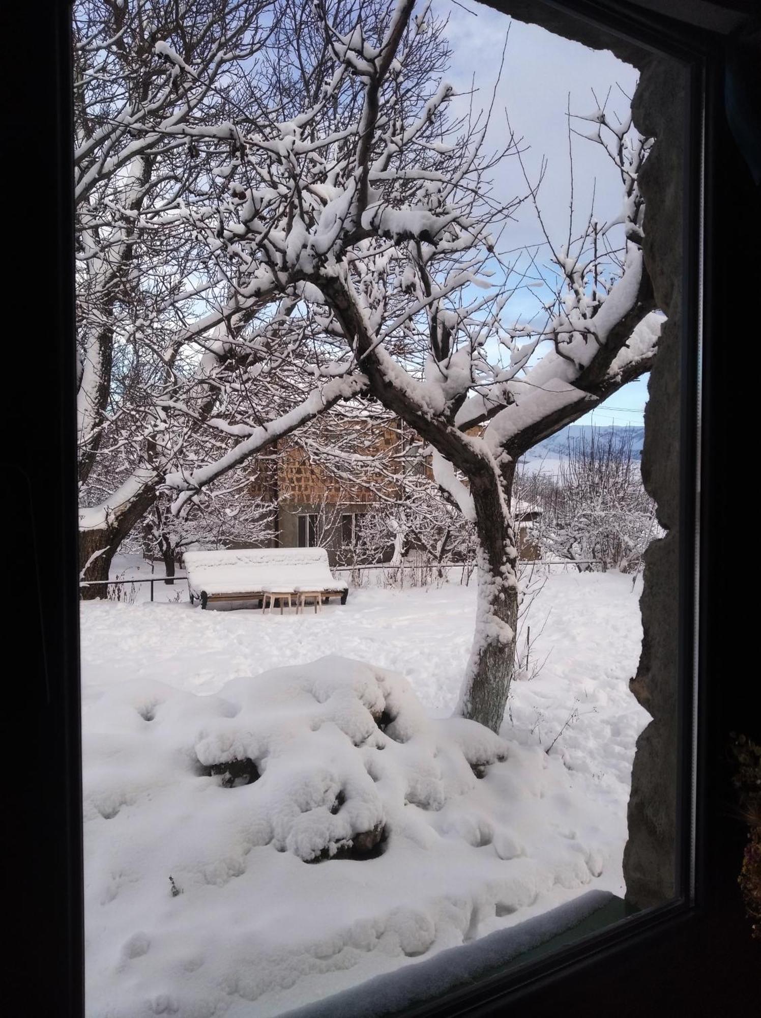 Zove Rural Cottage With Garden Views K'arashamb Eksteriør billede