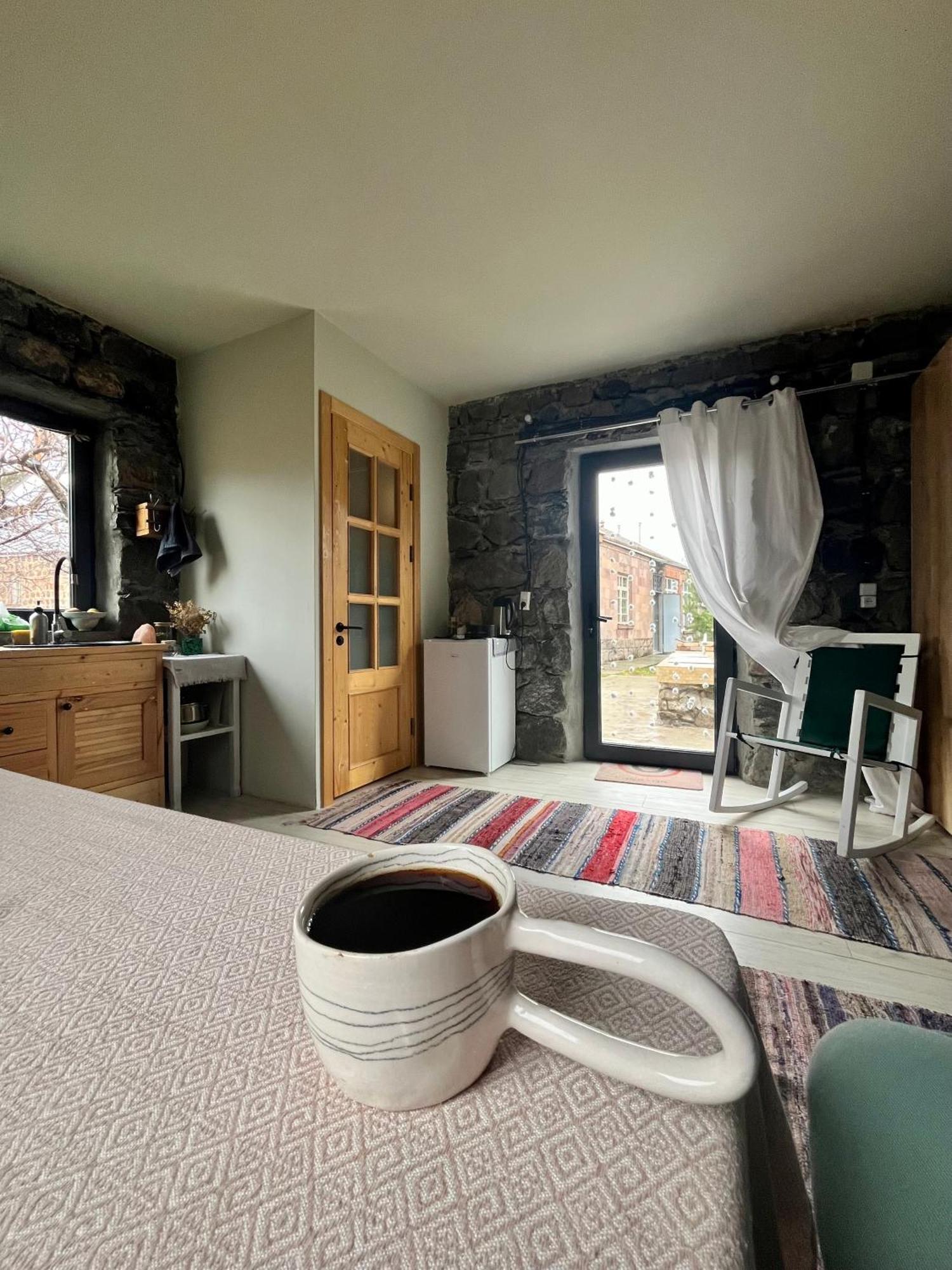 Zove Rural Cottage With Garden Views K'arashamb Eksteriør billede